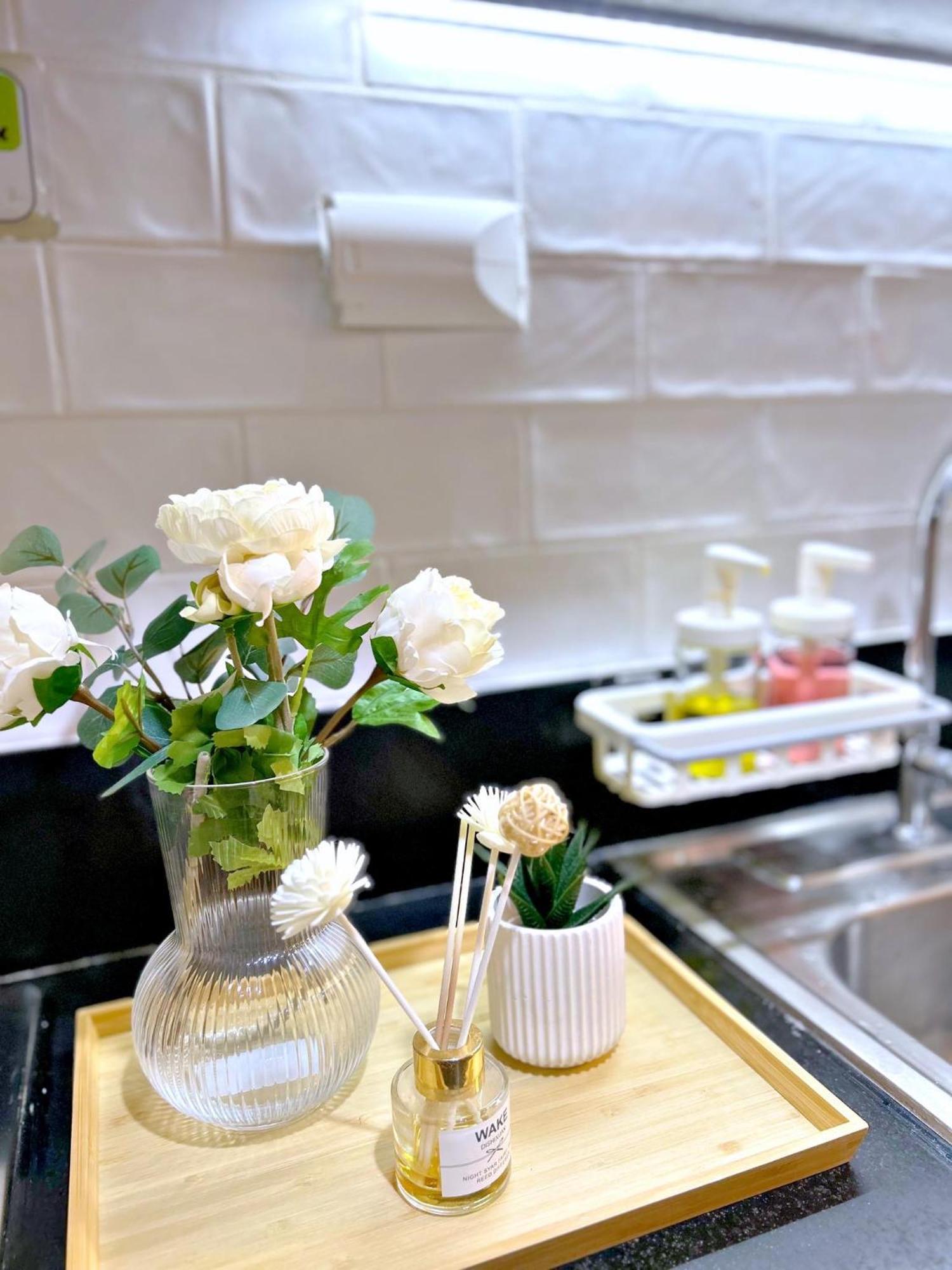 Cozypura Staycation Near Moa, Airport , With Free Fast Wifi, Netflix And Pay Parking ปาไซ ภายนอก รูปภาพ
